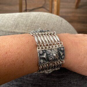 Vintage 1940s Mexican Silver 900 panel & Mayan link bracelet